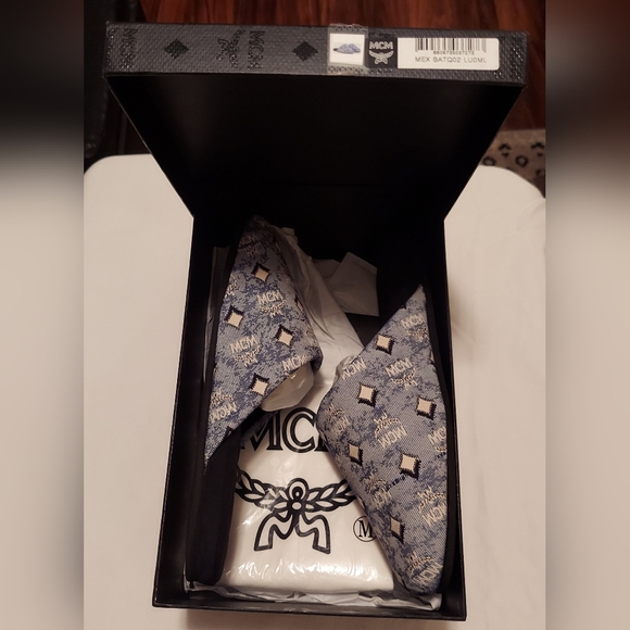NEW MCM Slippers Monogram With Dust Bag, Box, Care Card Size Womens 7-7.5 Cotton - Picture 12 of 16